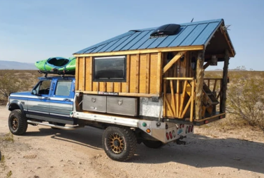 Truck House Life Net Worth: Assessing the Earnings of the Mobile Living Enthusiast