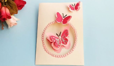 Claudiabutterfly84: Social Media Profile